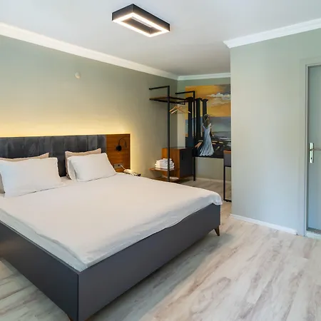 Kayalar Blue Hotel 4*