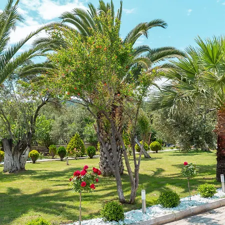 Kayalar Blue 4*