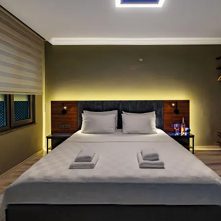 Kayalar Blue 4*